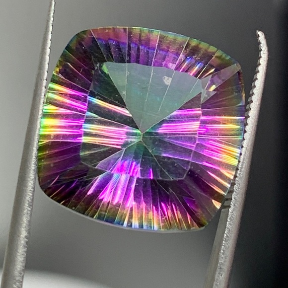 12.95ct Natural Mystic Topaz Cushion Cut - Picture 9 of 15